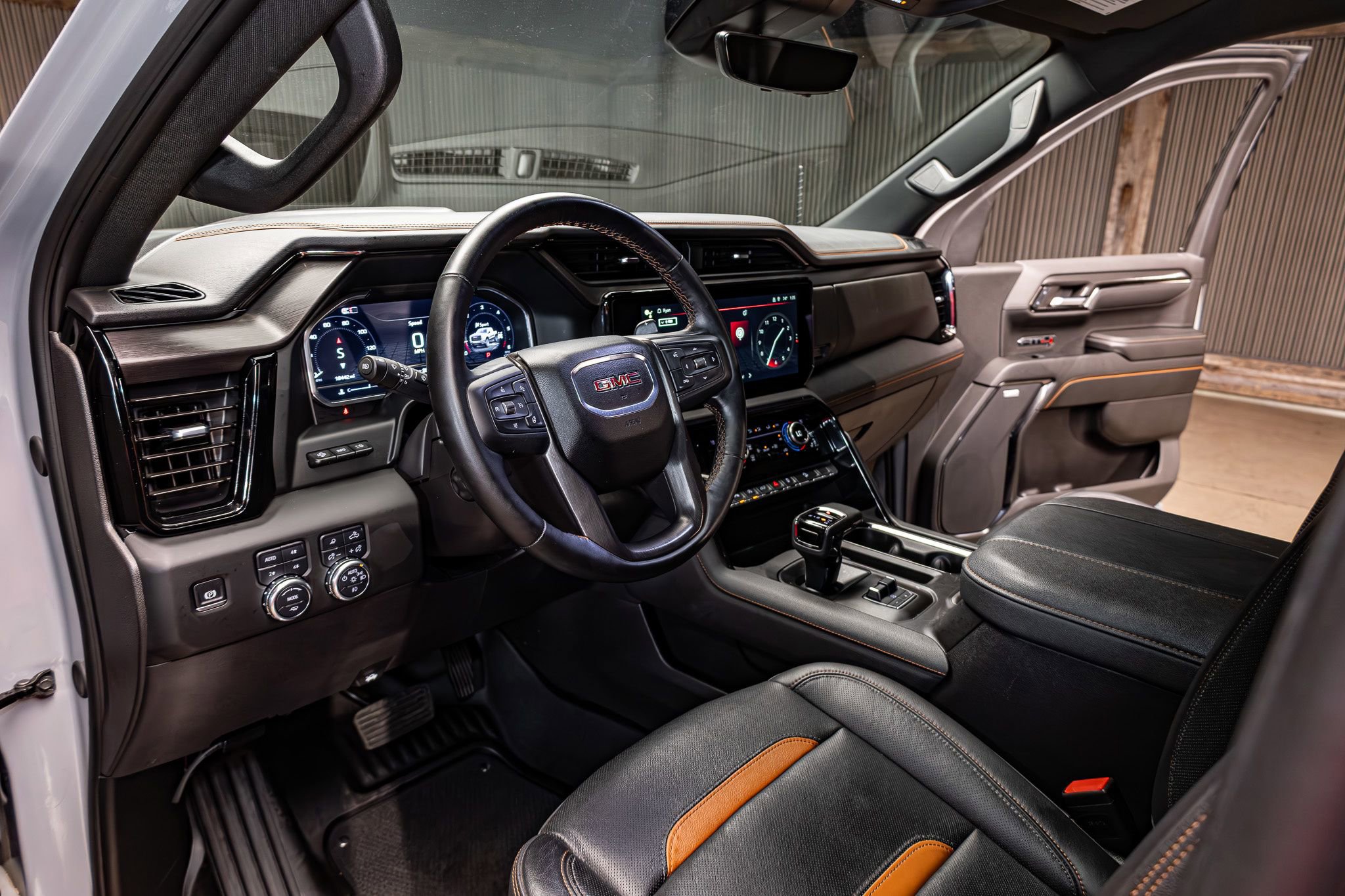 Used 2024 GMC Sierra 1500 AT4 w/ Technology Package image 12