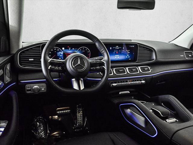 Used 2026 Mercedes-Benz GLS 450 4MATIC w/ AMG Line Exterior image 20