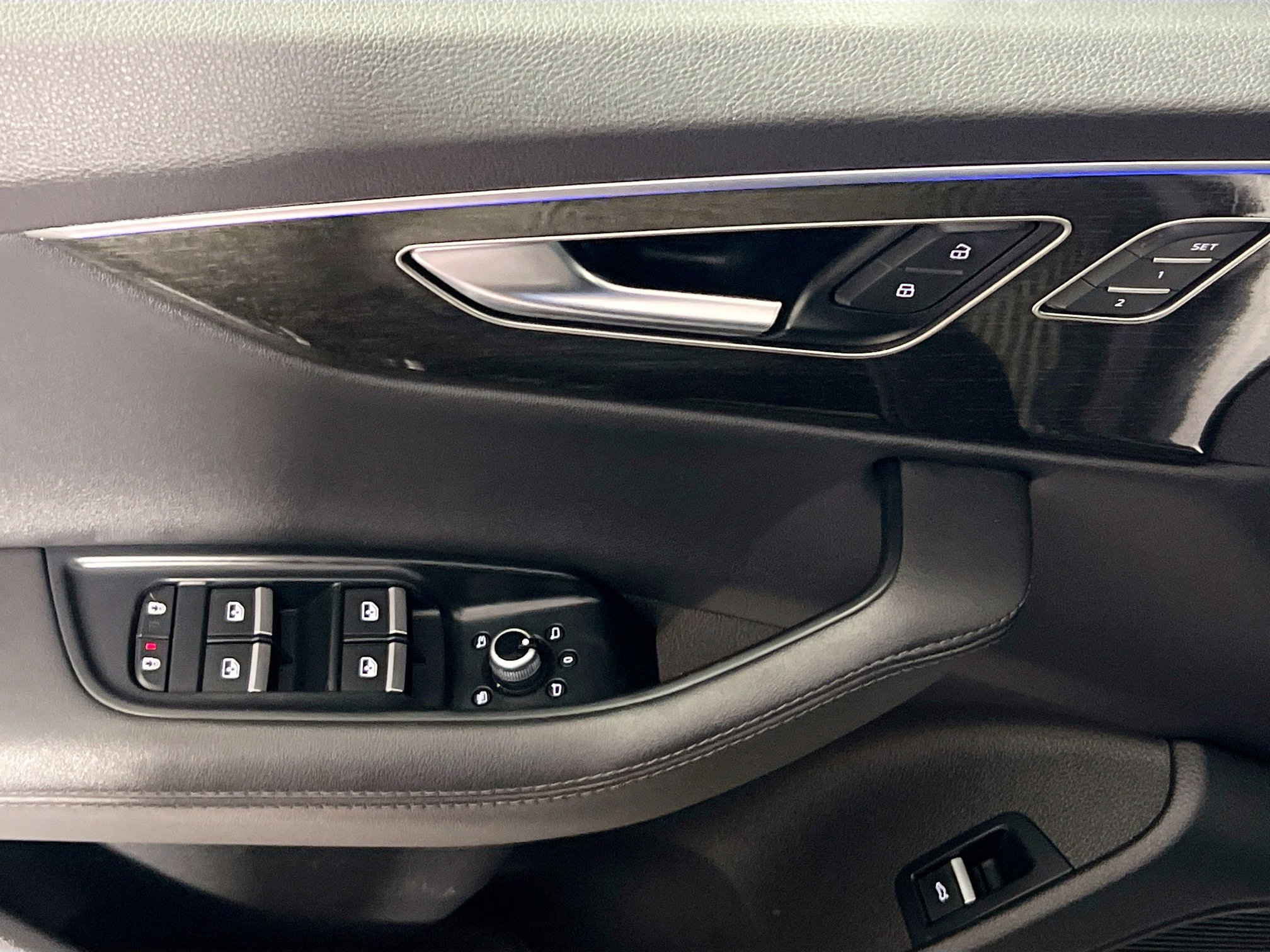 Used 2024 Audi Q7 2.0T Premium Plus image 16