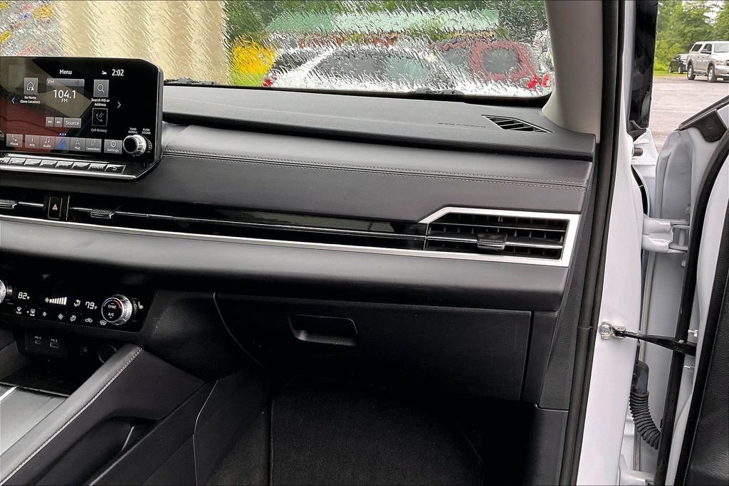 Used 2024 Mitsubishi Outlander SE AWD/4WD image 15