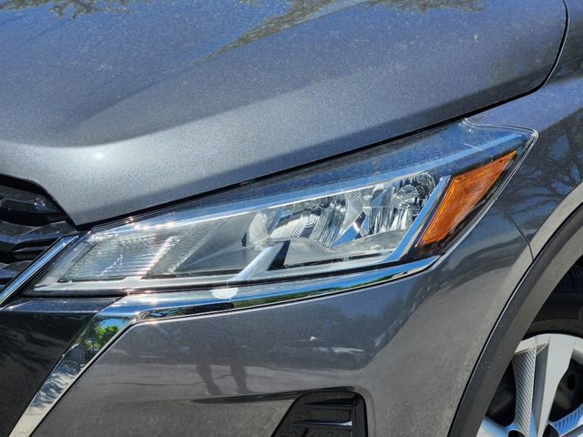 Used 2022 Nissan Kicks S image 6