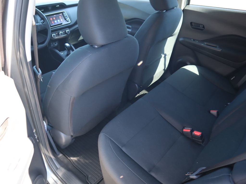 New 2025 Nissan Kicks Play S image 9