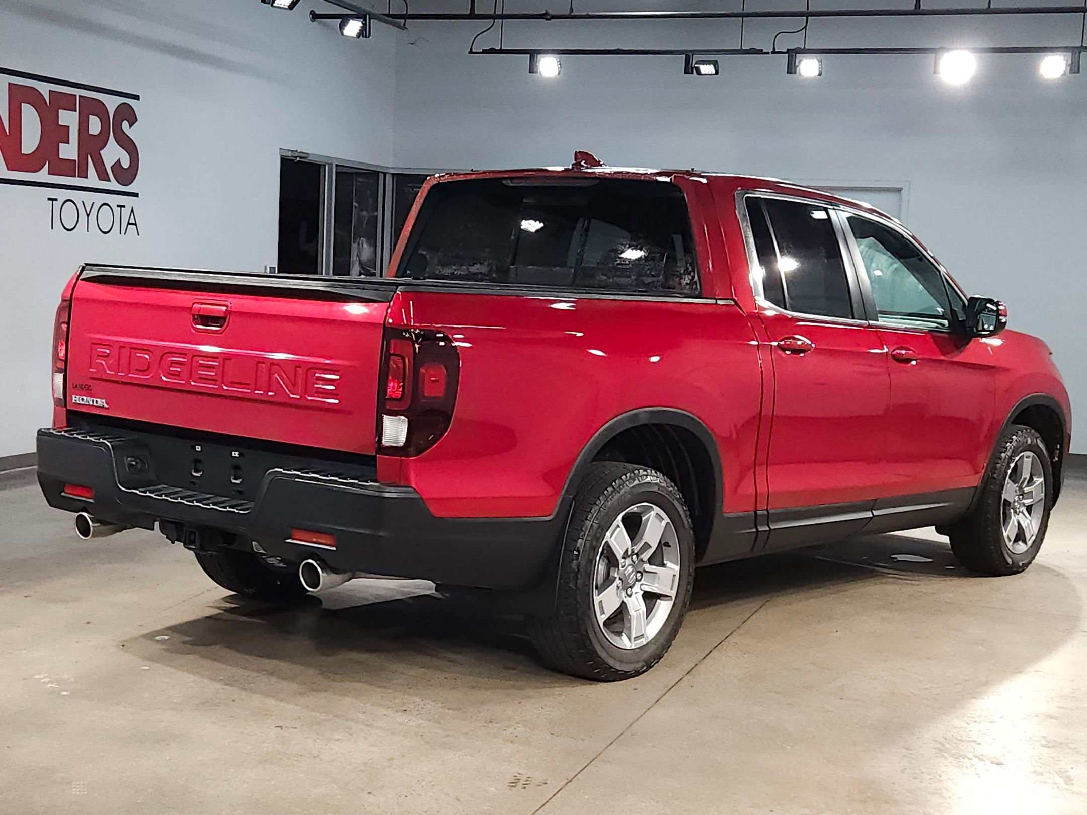 Used 2025 Honda Ridgeline RTL image 7