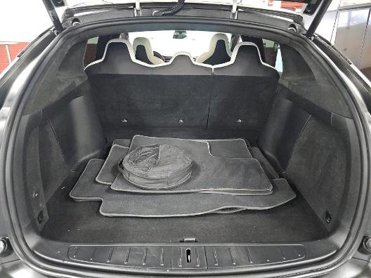 Used 2017 Tesla Model X 75D image 7