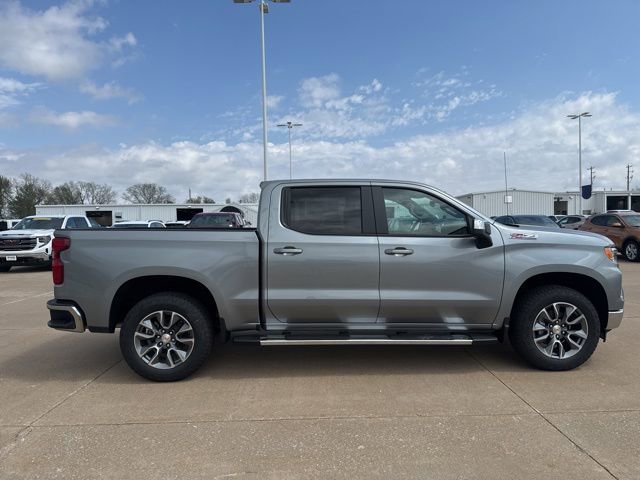 New 2026 Chevrolet Silverado 1500 LT AWD/4WD image 2