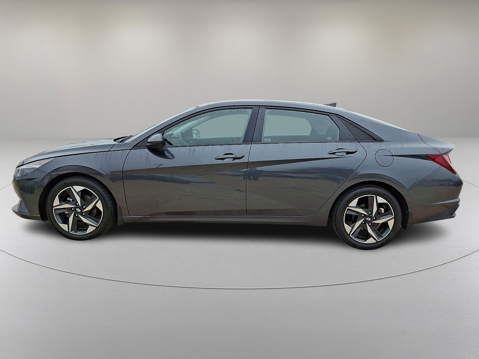 Used 2023 Hyundai Elantra SEL w/ Convenience Package image 6