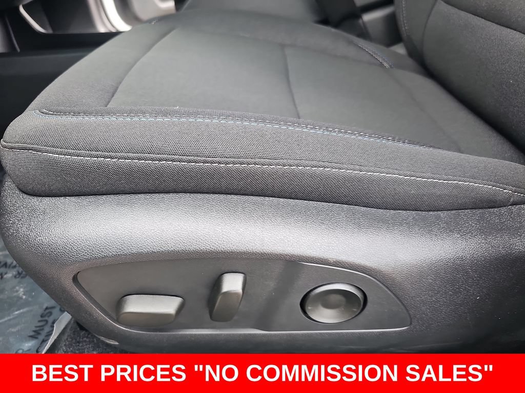 New 2026 Chevrolet Equinox EV LT w/ Comfort Package FWD image 28
