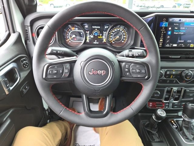 Used 2024 Jeep Wrangler Unlimited Rubicon w/ XTREMEE 35" Tire Package AWD/4WD image 59