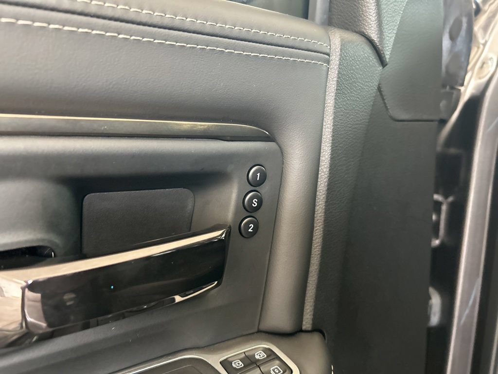 Used 2023 RAM 2500 Limited AWD/4WD image 45