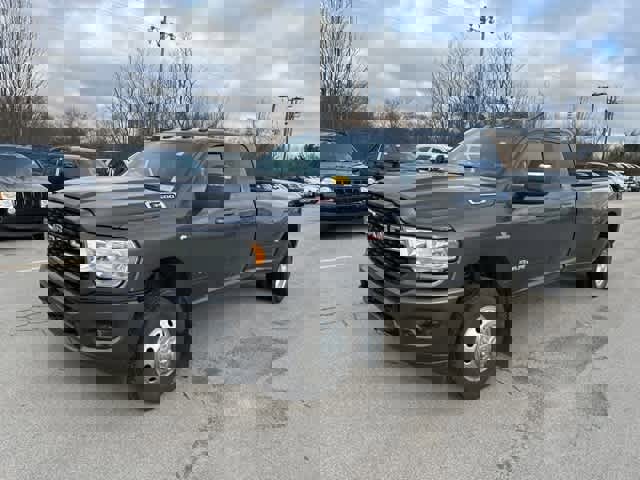 Used 2023 RAM 3500 Big Horn w/ Level 1 Equipment Group image 16