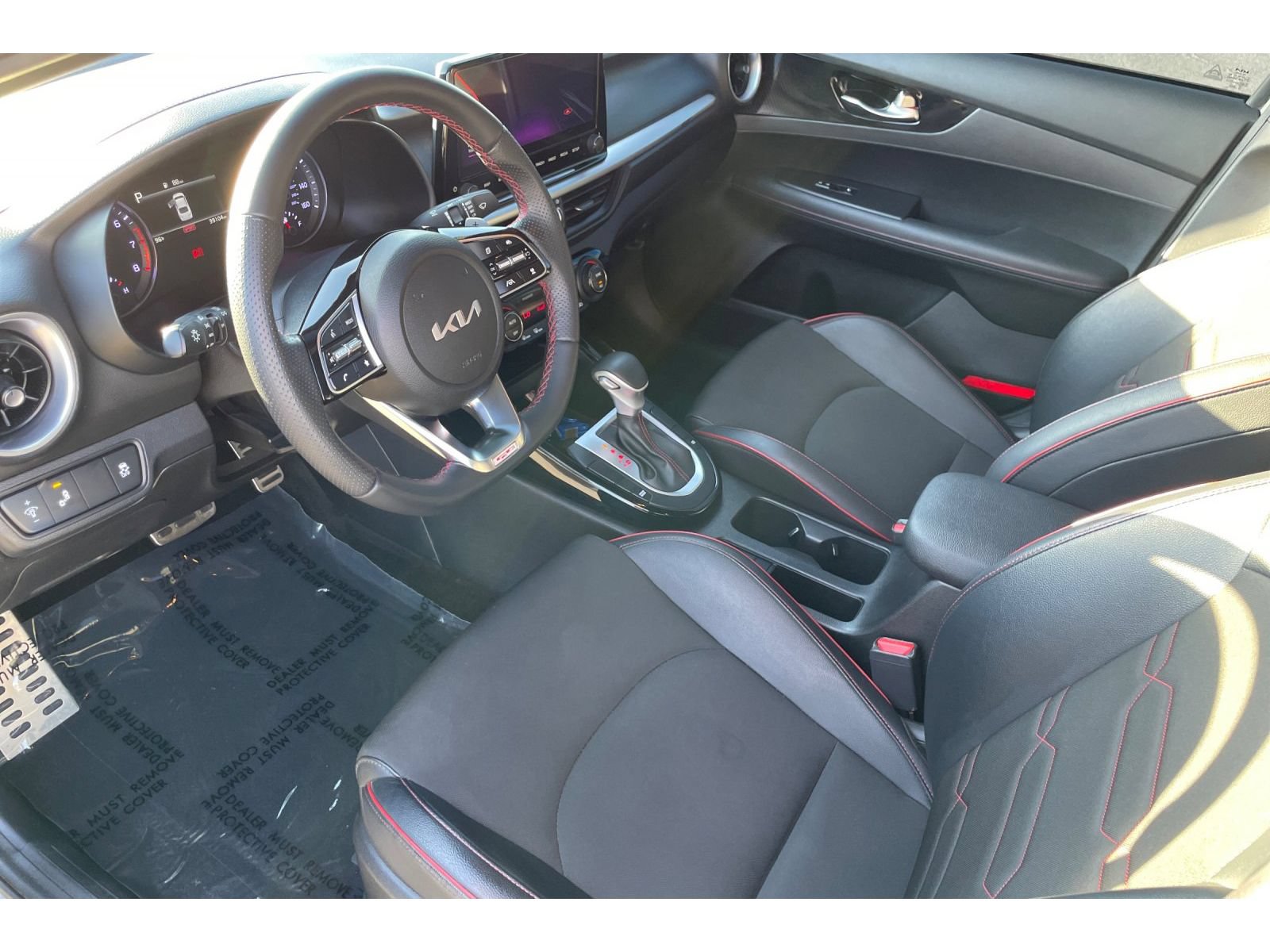 Used 2023 Kia Forte GT FWD image 9