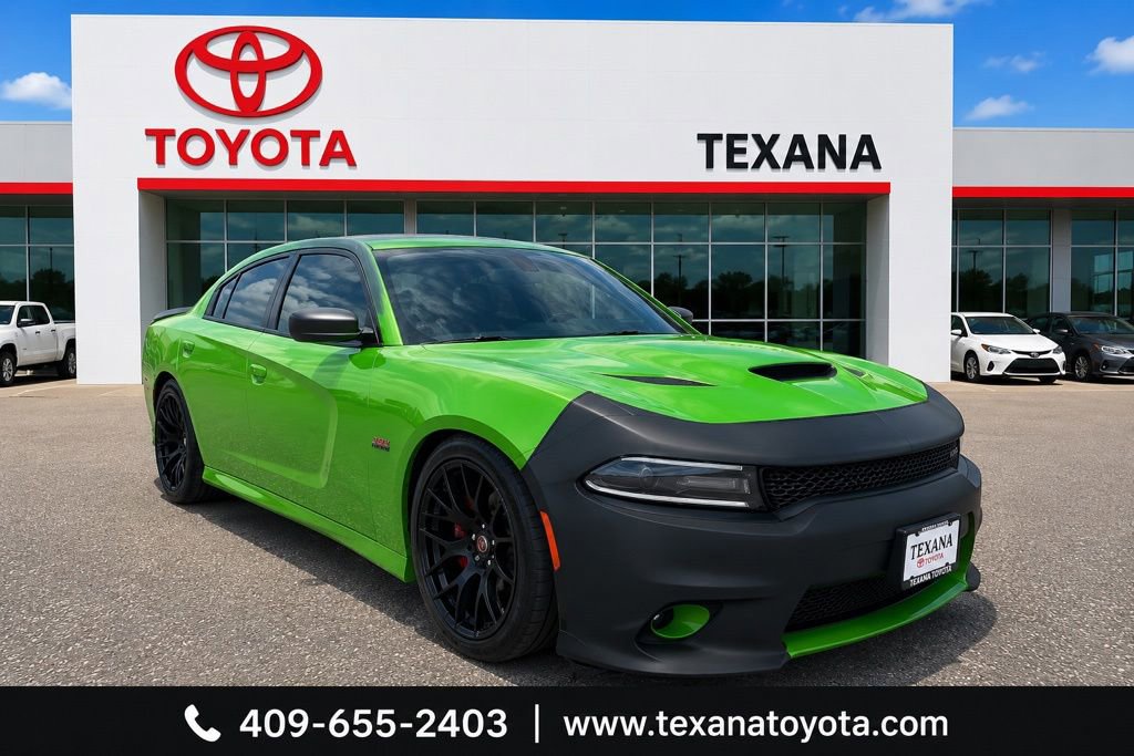 Used 2017 Dodge Charger R/T Scat Pack w/ Beats Audio Group RWD image 1