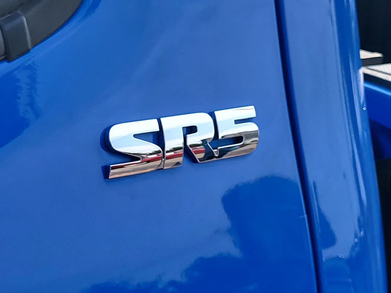 Used 2020 Toyota Tacoma SR5 RWD image 30