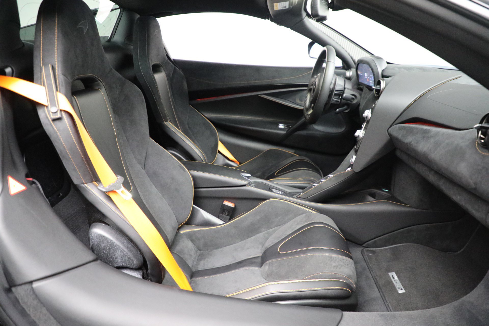 Used 2023 McLaren 720S Performance RWD image 40