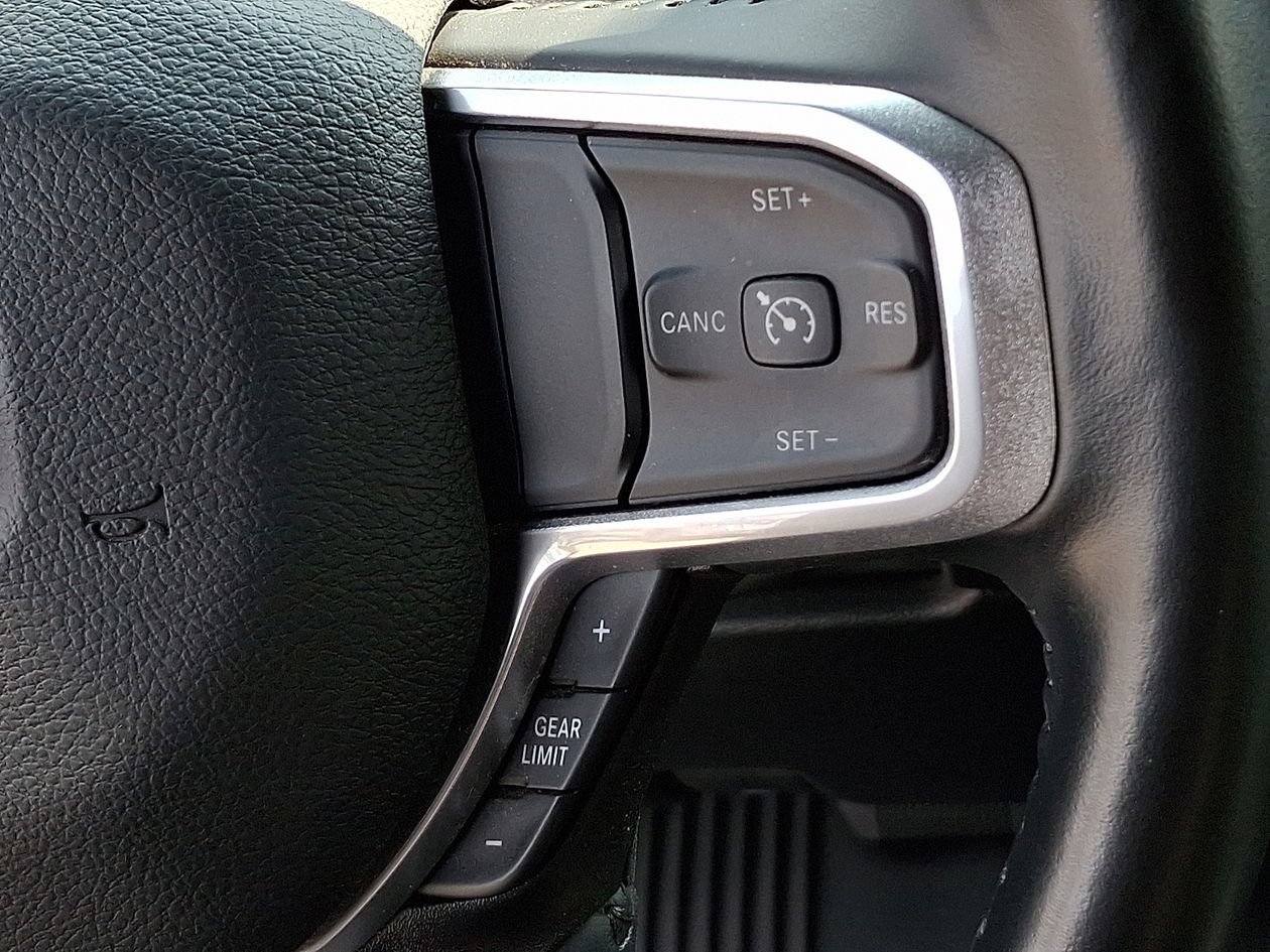Used 2023 RAM 1500 Laramie AWD/4WD image 20