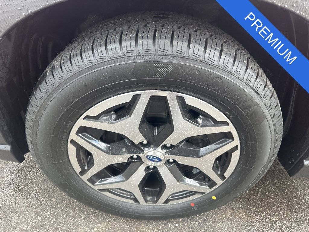 Used 2023 Subaru Forester Premium AWD/4WD image 35