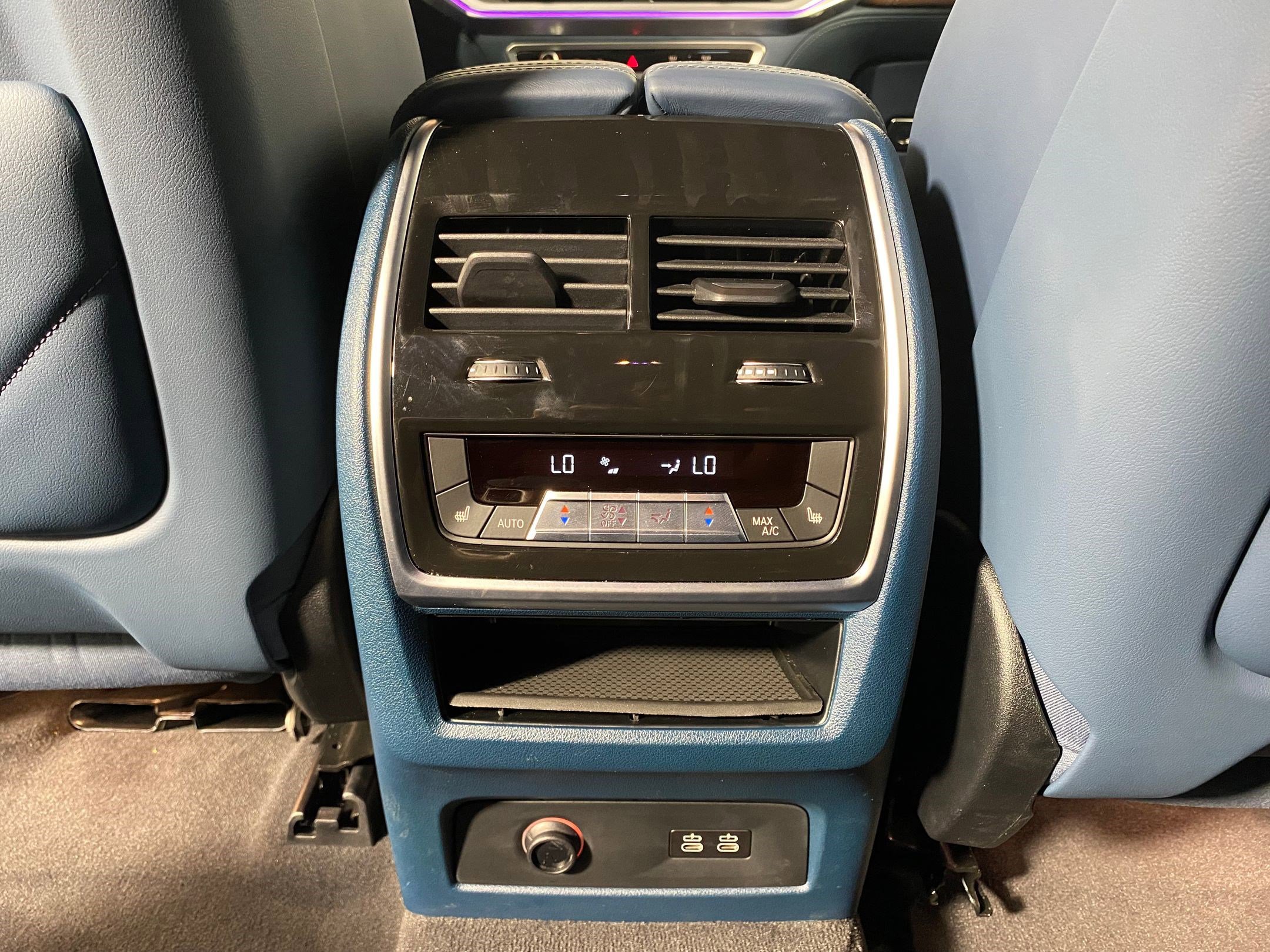 Used 2023 BMW XM image 30