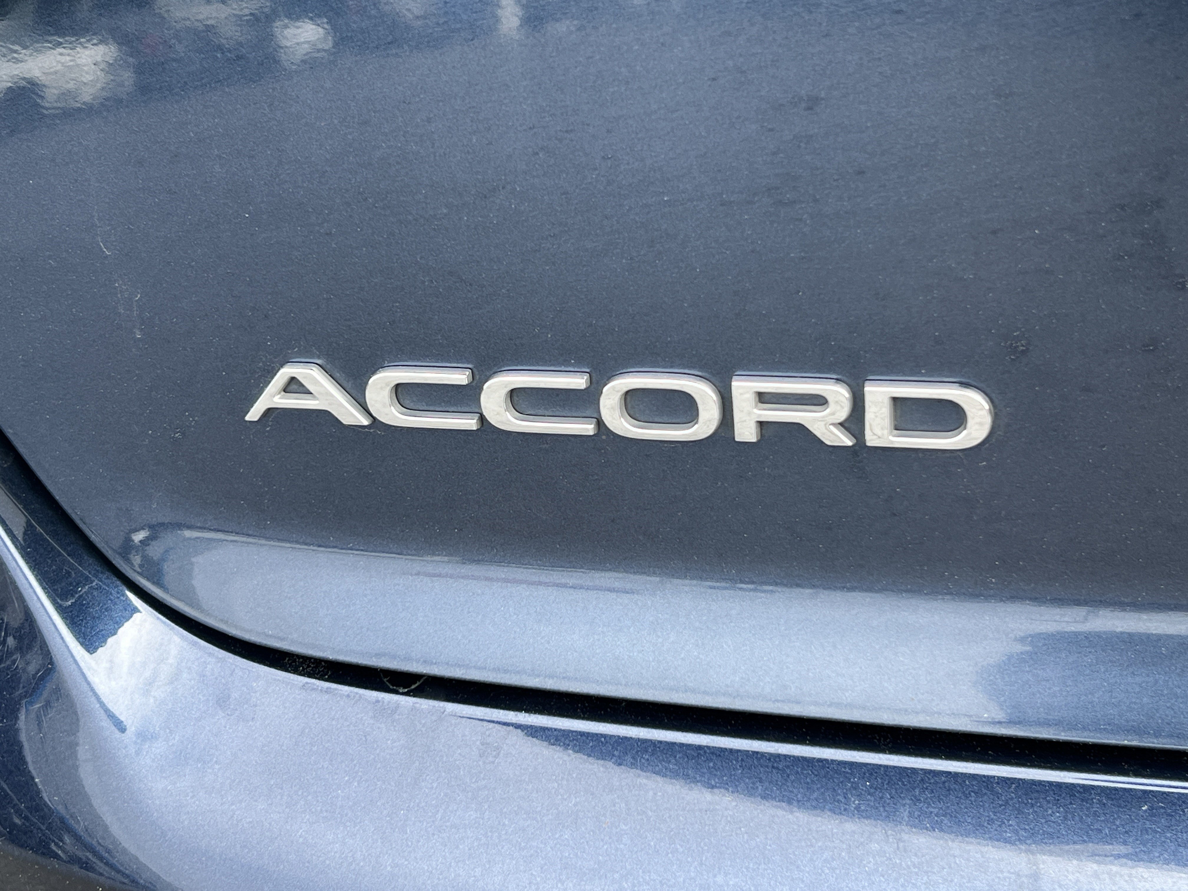 Used 2024 Honda Accord EX image 9
