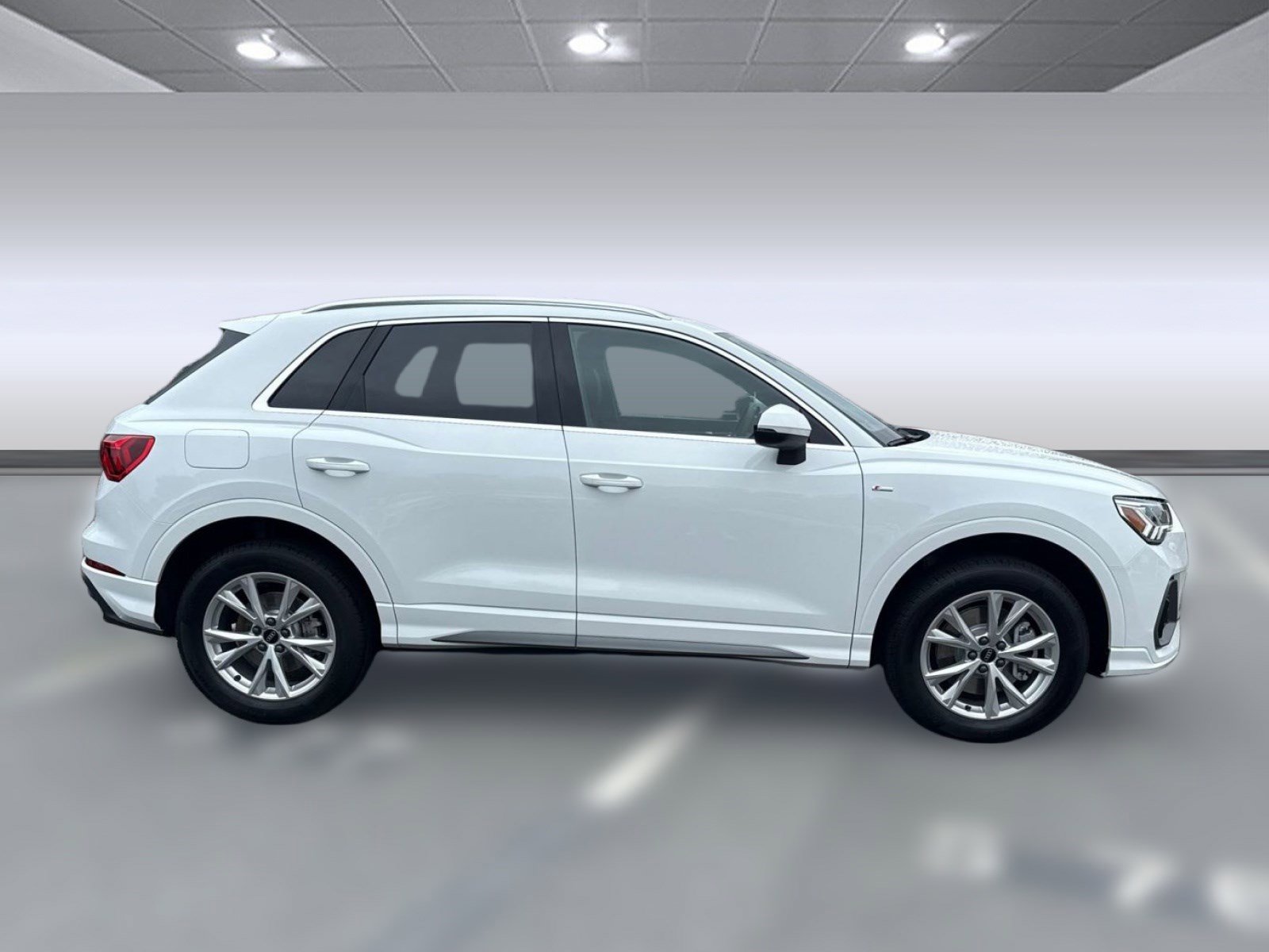 New 2025 Audi Q3 2.0T Premium image 8
