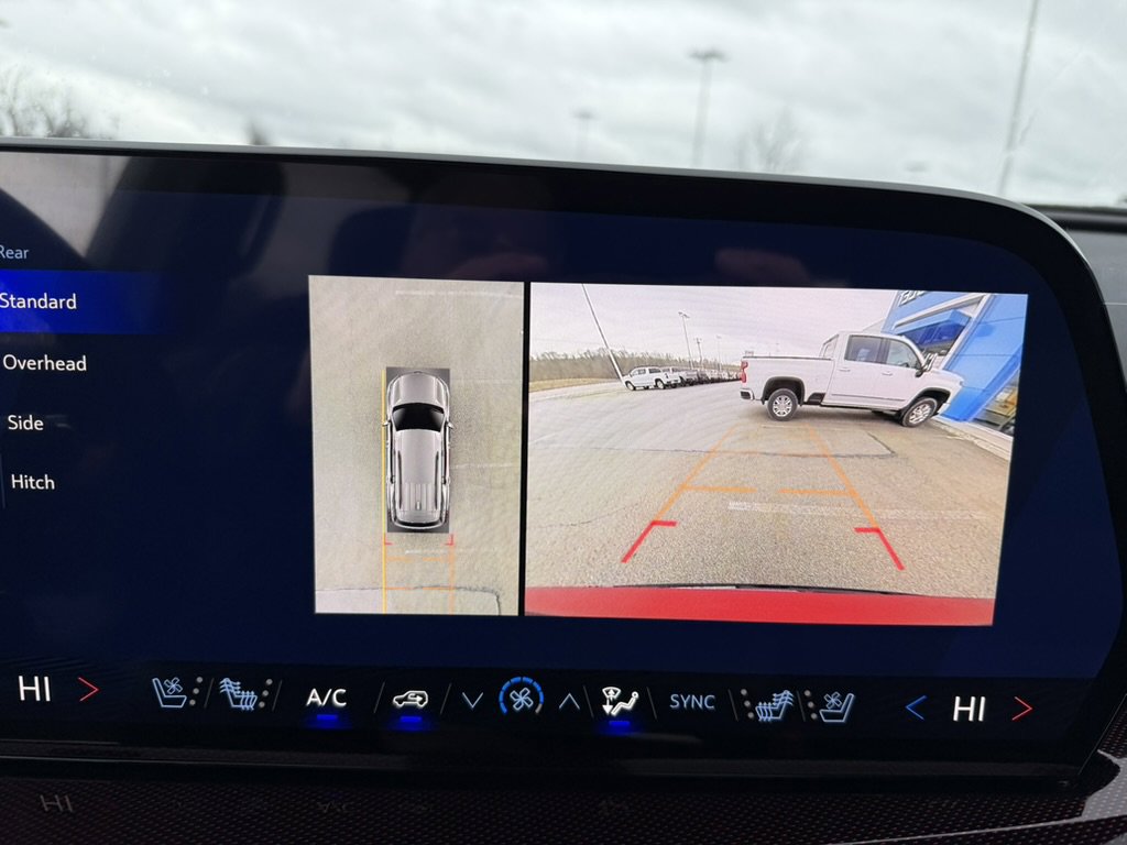 New 2026 Chevrolet Traverse RS image 21