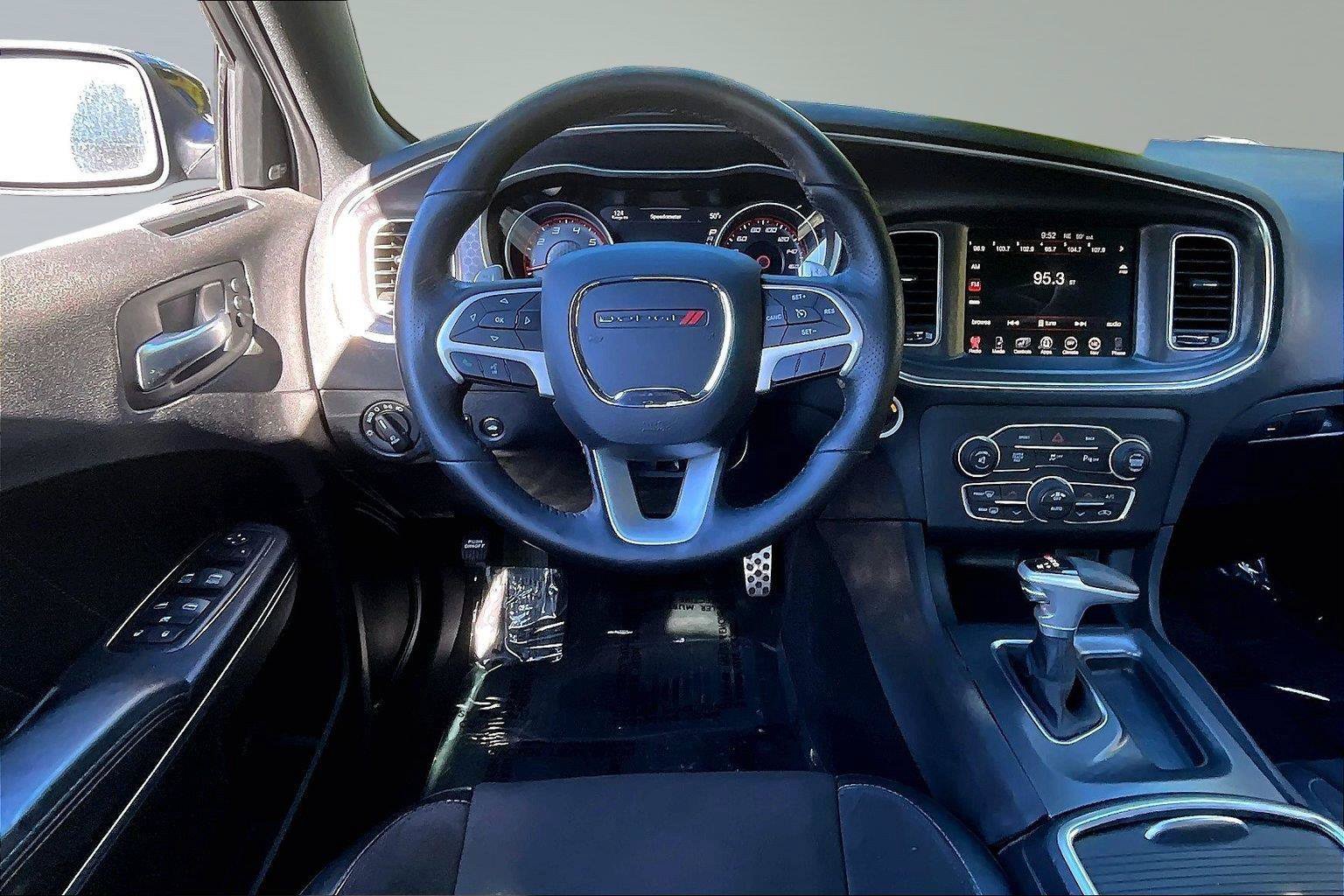 Used 2016 Dodge Charger R/T Scat Pack RWD image 6