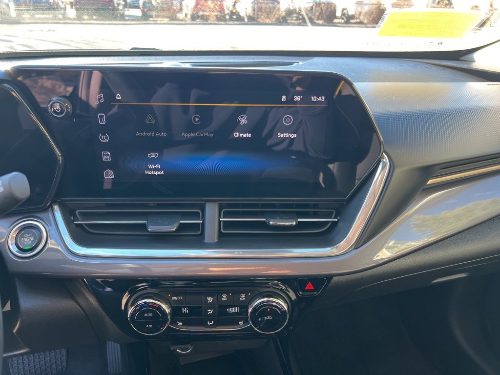 Used 2024 Chevrolet Trax ACTIV w/ Sunroof Package image 20