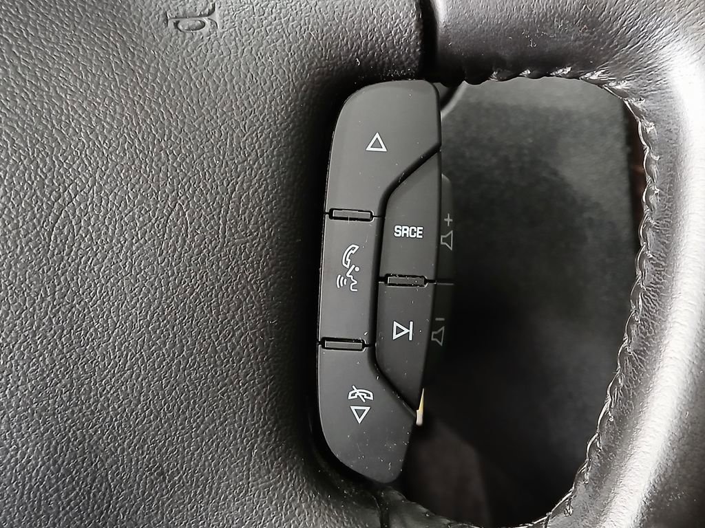Used 2013 Chevrolet Impala LTZ FWD image 24