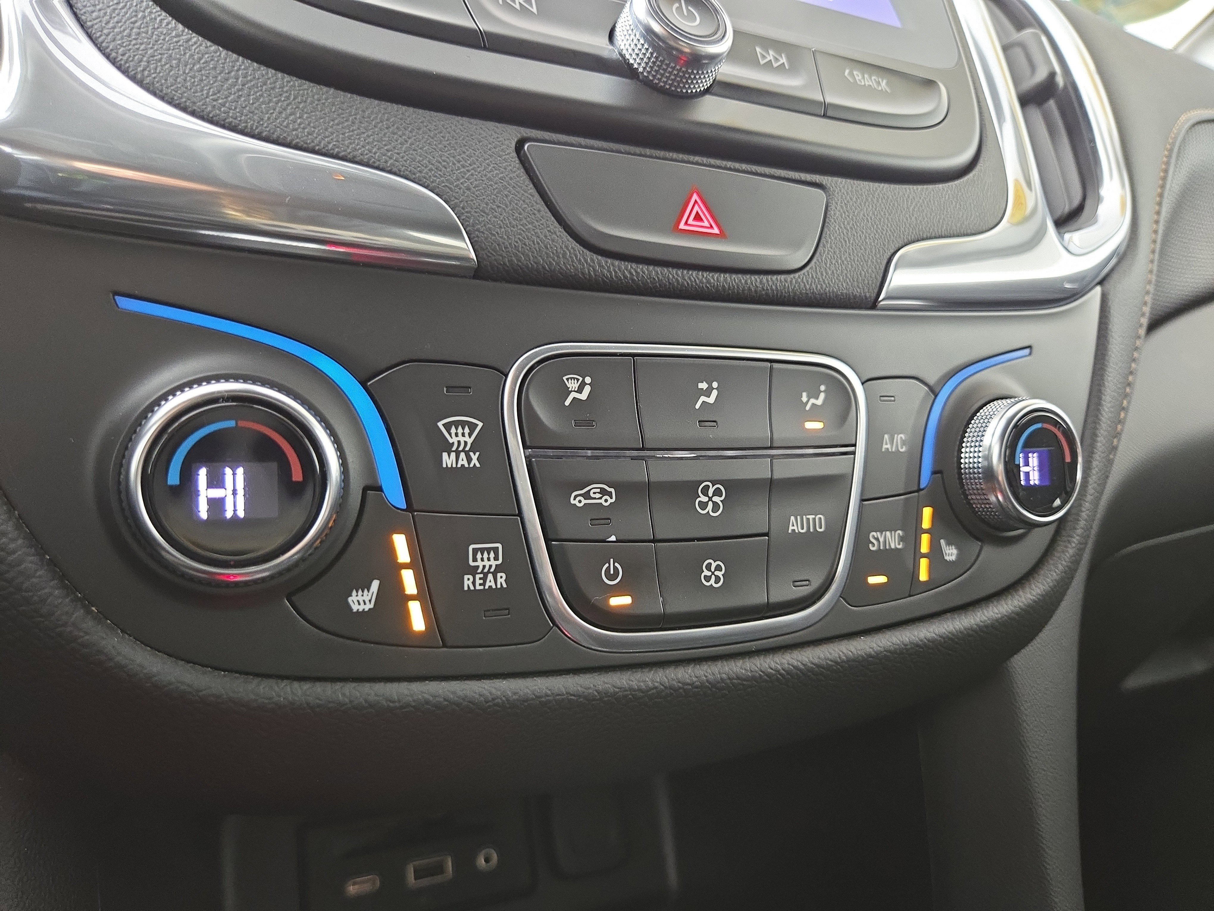 Certified 2021 Chevrolet Equinox Premier image 26