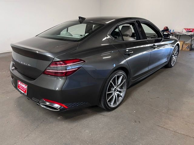 Used 2025 Genesis G70 2.5T RWD image 3