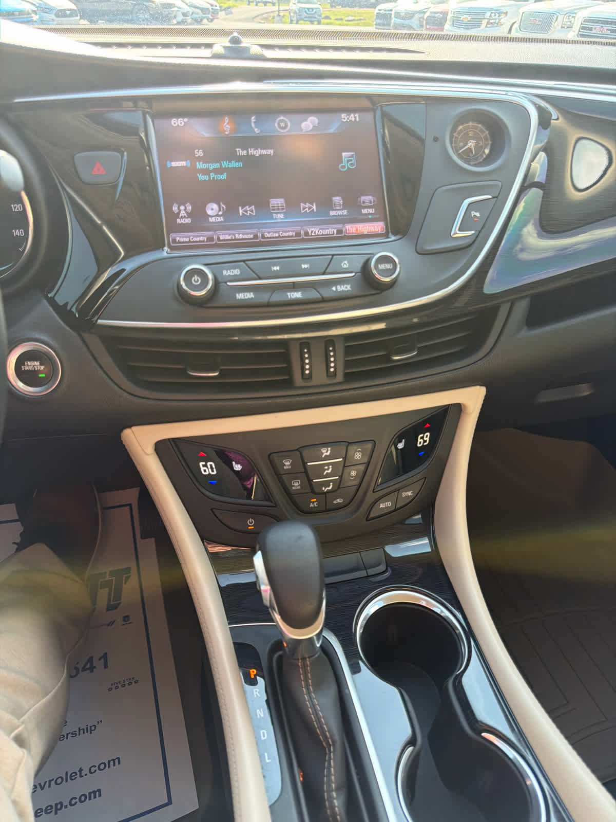 Used 2018 Buick Envision Essence FWD image 14