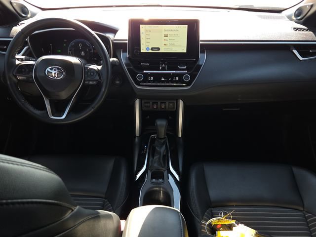 Used 2024 Toyota Corolla Cross XSE w/ Convenience Package image 12