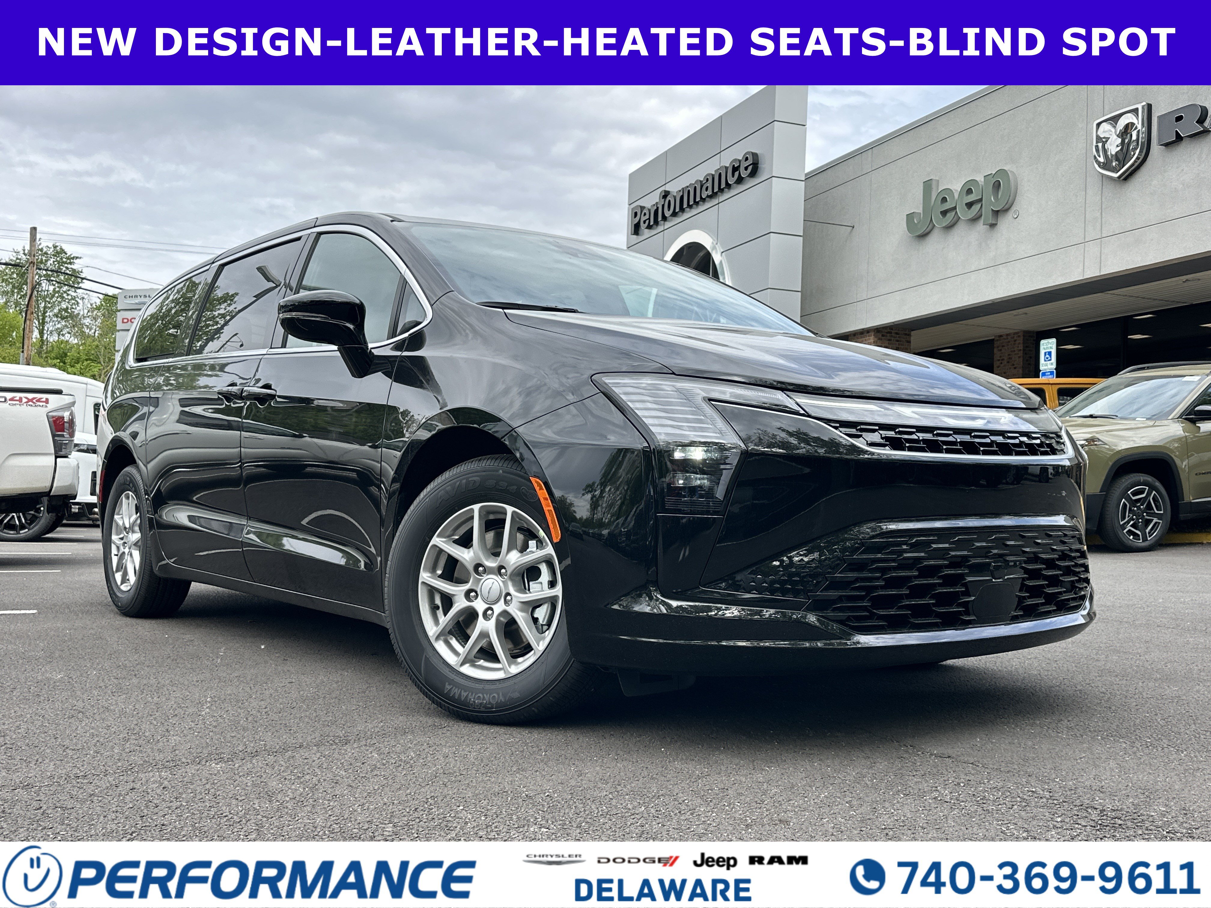 New 2027 Chrysler Pacifica Select FWD image 1