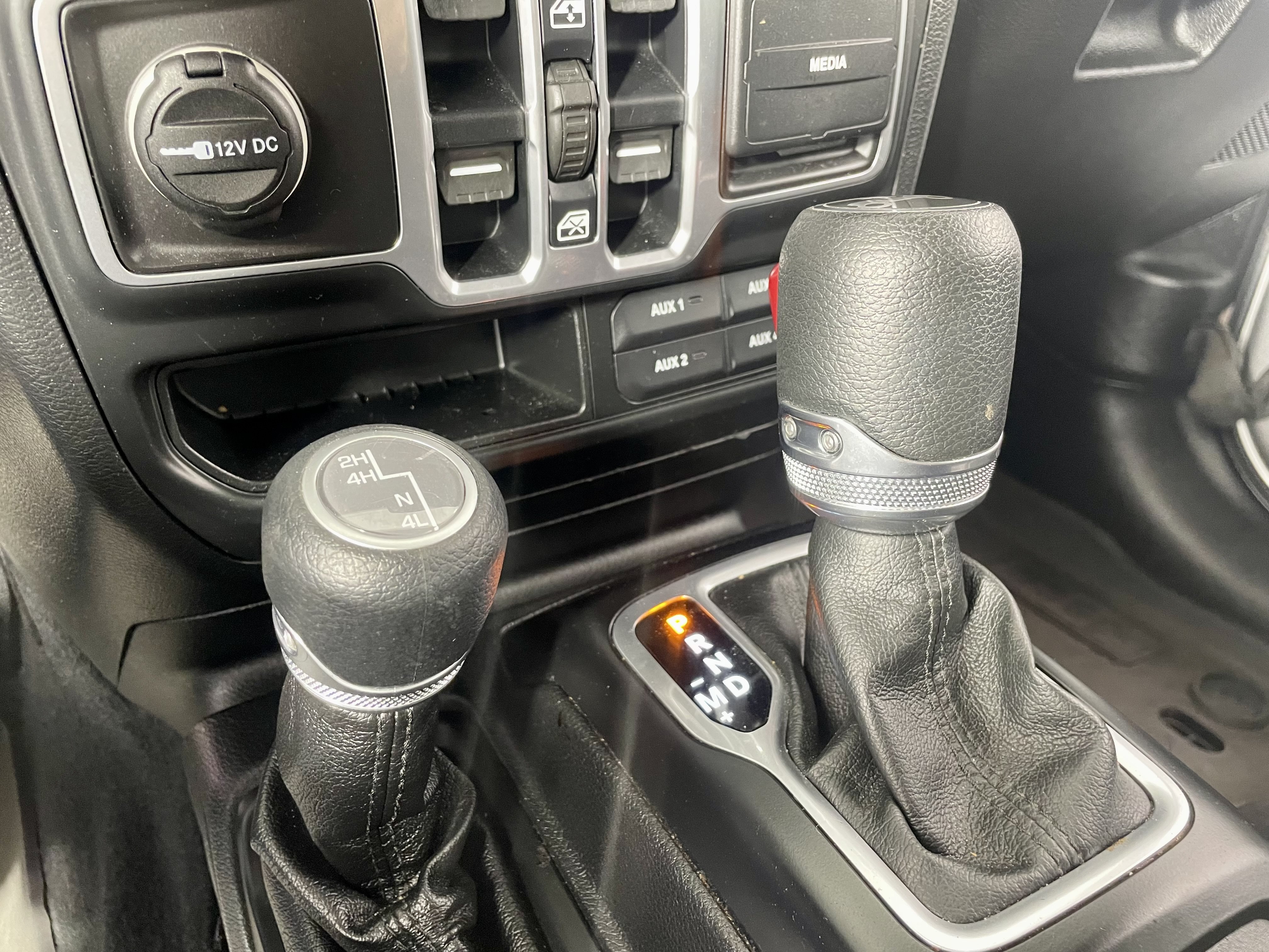 Used 2018 Jeep Wrangler Unlimited Sport S AWD/4WD image 18