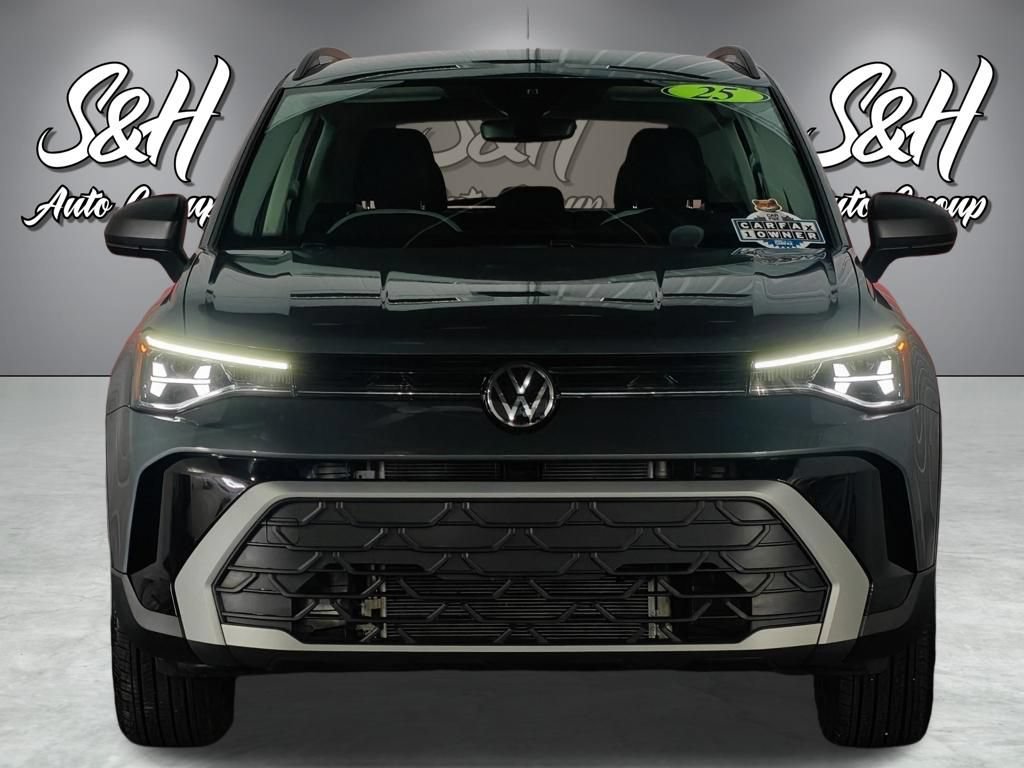 Used 2025 Volkswagen Taos S AWD/4WD image 19