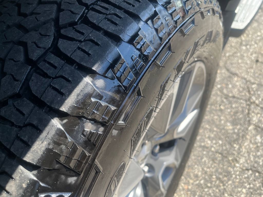Used 2019 Chevrolet Silverado 1500 RST w/ All-Star Edition AWD/4WD image 11