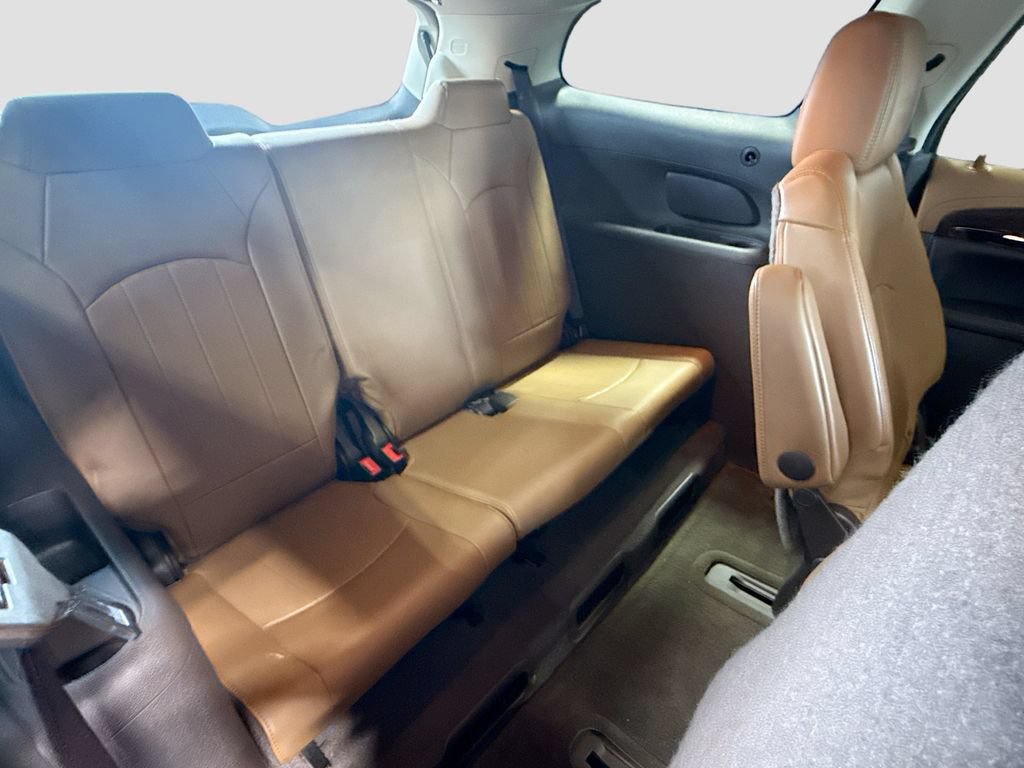 Used 2015 Buick Enclave Leather AWD/4WD image 25