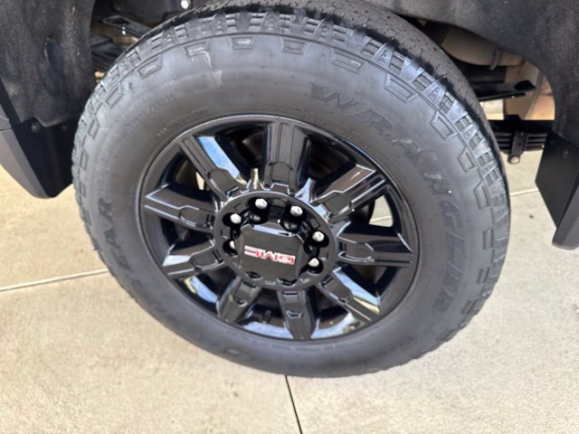 Used 2024 GMC Sierra 3500 AT4 w/ AT4 Premium Plus Package AWD/4WD image 43