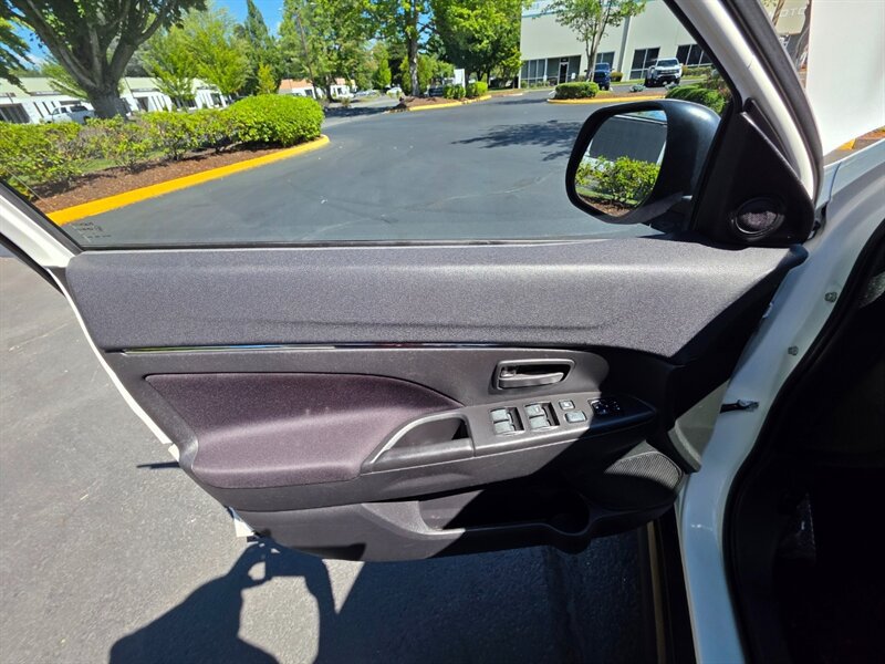 Used 2013 Mitsubishi Outlander Sport ES FWD image 33