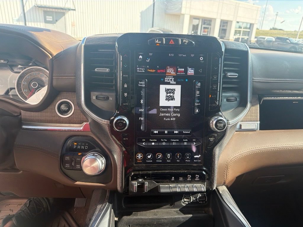 Used 2021 RAM 1500 Limited AWD/4WD image 11