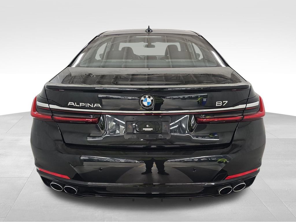 Used 2022 BMW ALPINA B7 xDrive ALPINA B7 xDrive w/ Luxury Rear Seating Package image 17