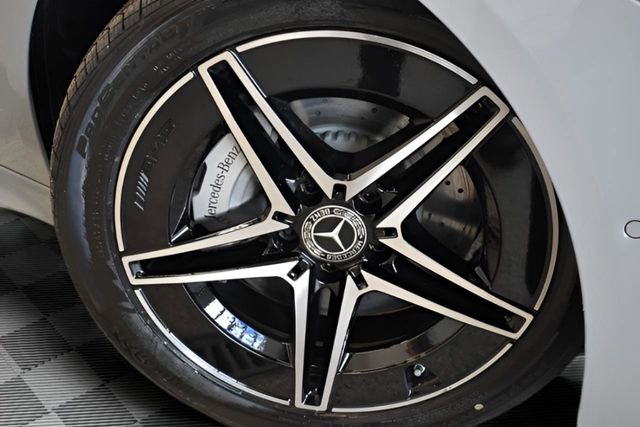 New 2026 Mercedes-Benz C 300 4MATIC Sedan image 14
