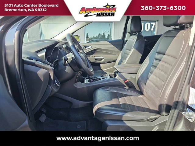 Used 2017 Ford Escape Titanium image 21
