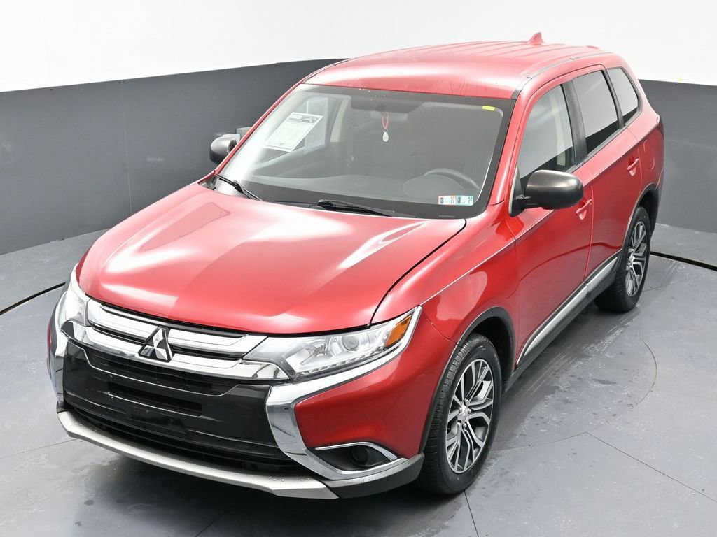 Used 2018 Mitsubishi Outlander ES image 42