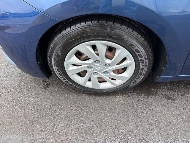 Used 2019 Hyundai Elantra SE image 43