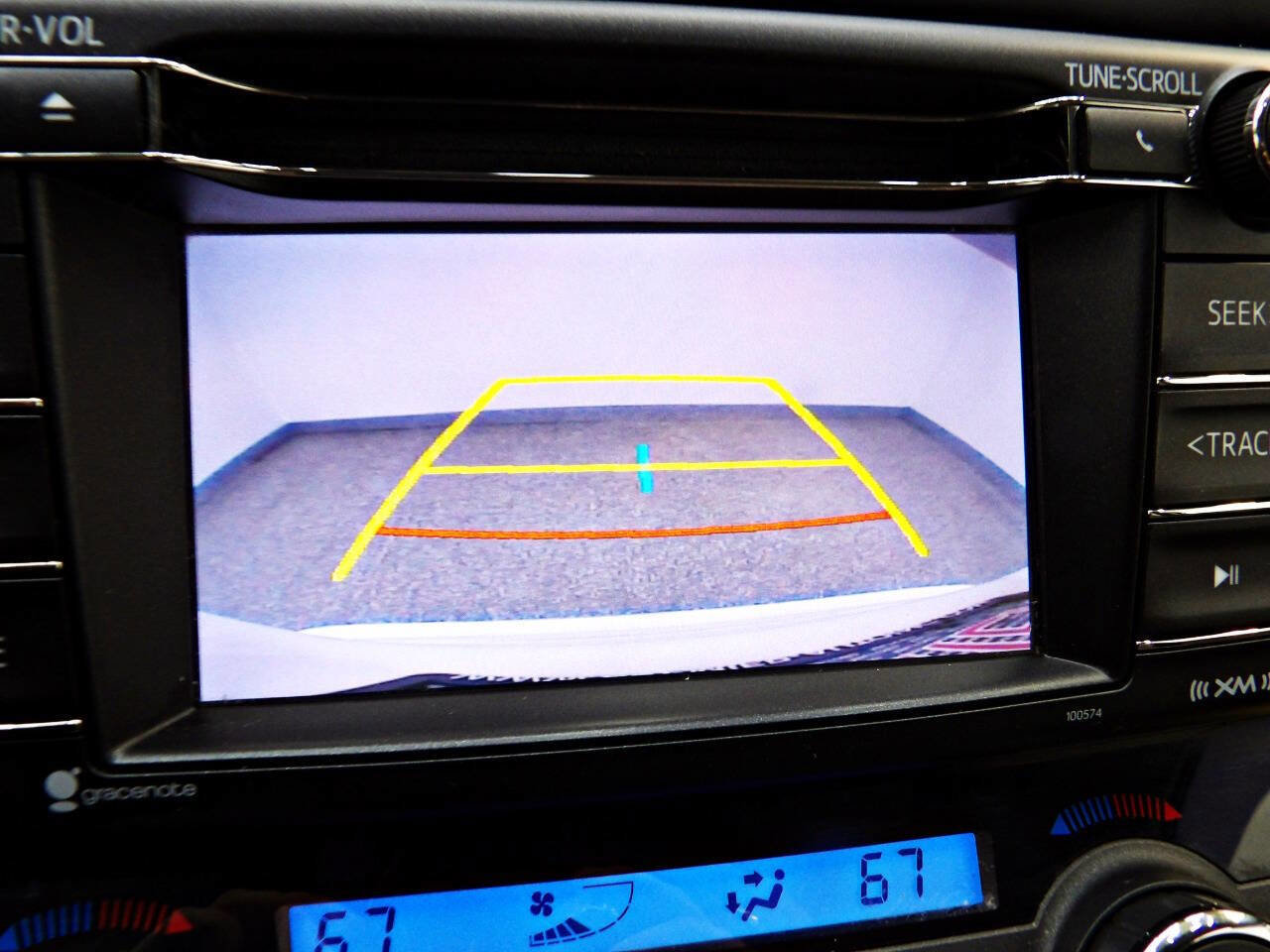 Used 2016 Toyota RAV4 XLE AWD/4WD image 17