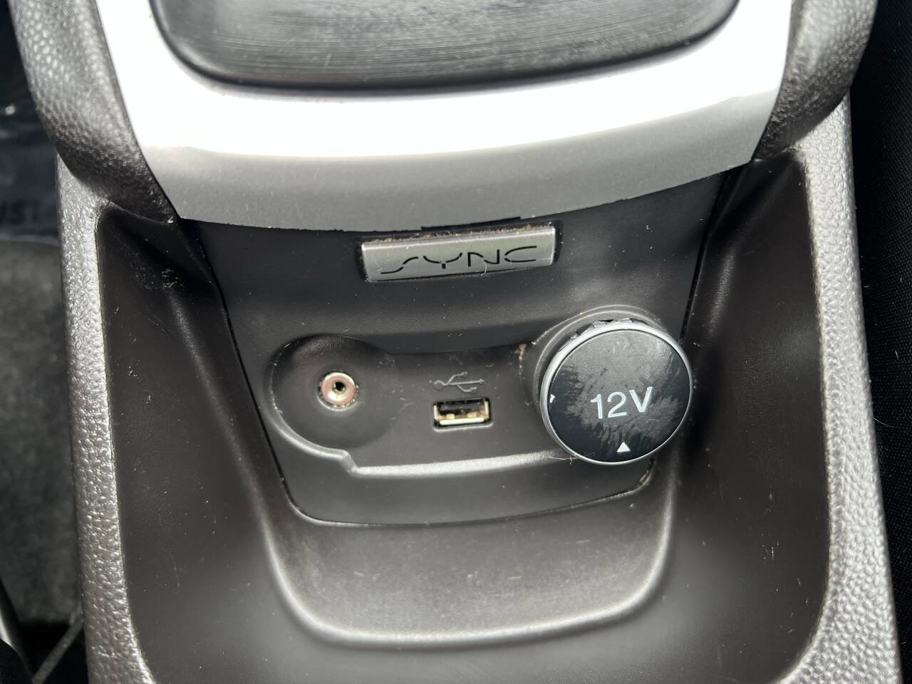 Used 2016 Ford Fiesta SE w/ Cold Weather Package FWD image 21