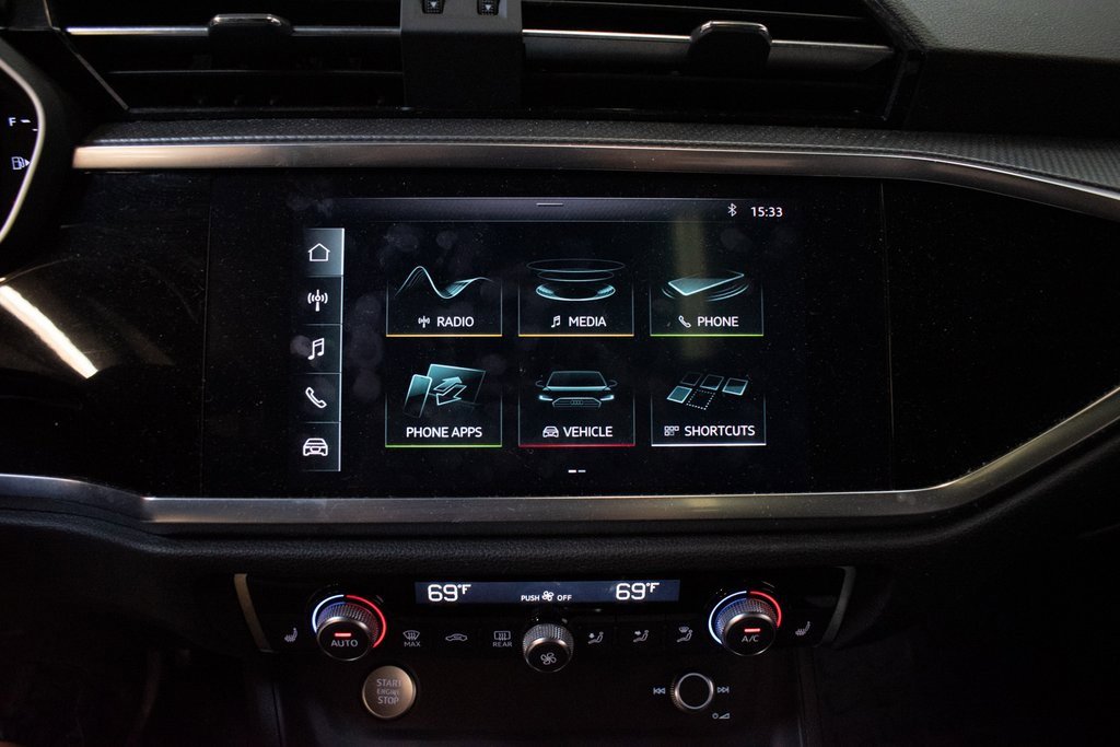 Used 2020 Audi Q3 2.0T Premium Plus w/ Premium Plus Package image 15