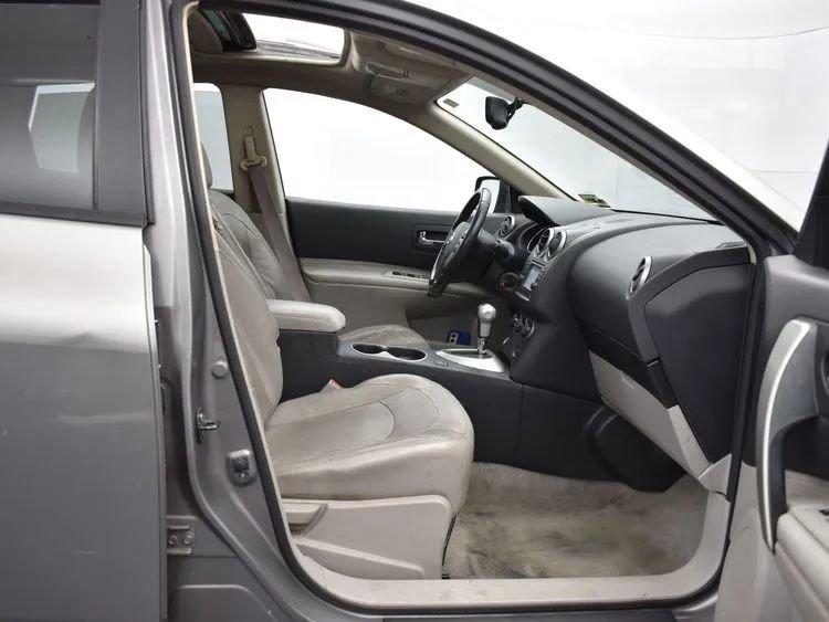 Used 2012 Nissan Rogue SL image 17