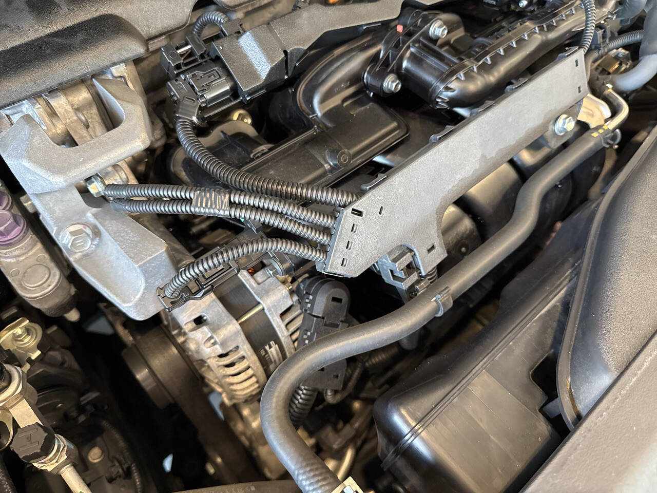 Used 2020 Toyota Camry SE w/ Phone Cable & Charge Package image 45