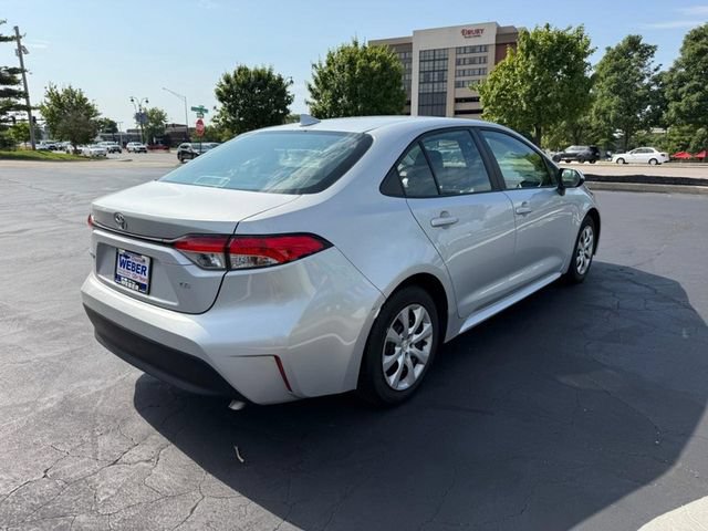 Used 2024 Toyota Corolla LE FWD image 7